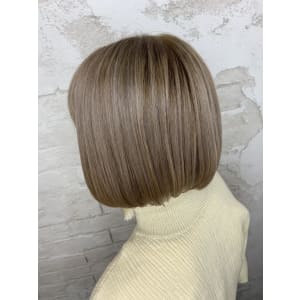 ハイトーン、グレージュ、ボブ、イルミナカラー