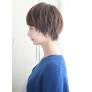 ニュアンスカールのショートスタイル