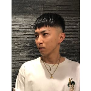 クロップカットフェード
