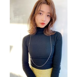大人美人レイヤーウルフミディ