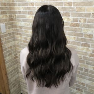 透け感アッシュベージュ【mertie 錦糸町】