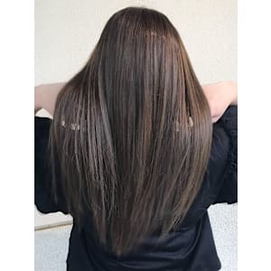 ROCA  by teatro hair salon