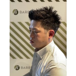 大人のモヒカンショートスタイル【BARBER-BAR】