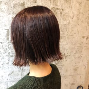 切りっぱなしボブ×ピンクブラウン