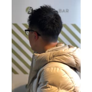 大人の刈り上げスタイル【BARBER-BAR】
