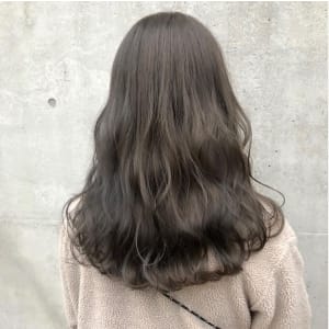 ツヤぷる質感のラテカラー☆10代20代30代にオススメ　日野