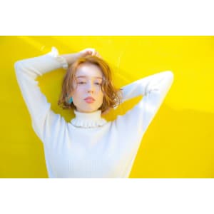 外国人風こなれ外ハネショート