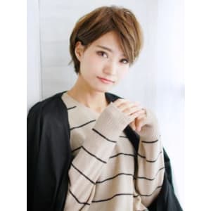 外はねカジュアルショートボブ
