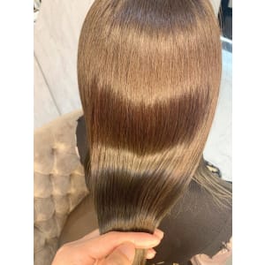 プラチナアッシュ×髪質改善トリートメント【クスダ】 - THE ESCALA 表参道本店 【エスカーラ】【エスカーラ オモテサンドウホンテン】掲載中