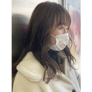 トレンド顔まわりカット