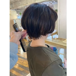 丸みショートボブ