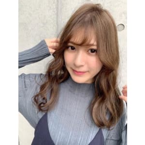 スタイル 鎖骨したロブスタイル