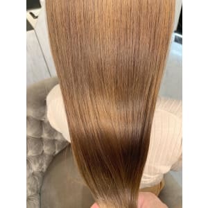 シナモンベージュ×髪質改善トリートメント【クスダ】