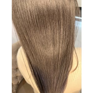 プラチナブラウン×髪質改善トリートメント【クスダ】