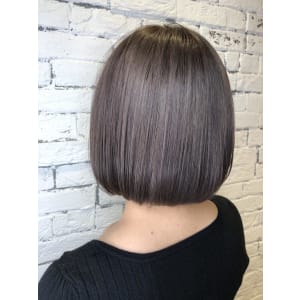 シルバーベージュ