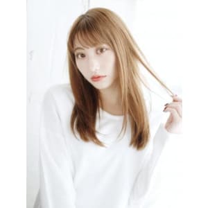 シースルーバングのさらっとストレート