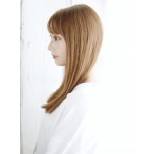 シースルーバングのさらっとストレート