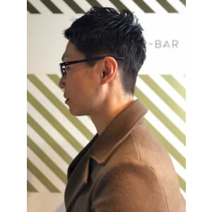 大人の刈り上げスタイル【BARBER-BAR】