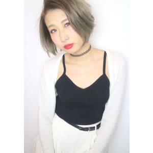 「外国人風シルバーアッシュRUMOR」