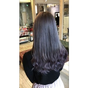 ラベンダーグレージュ×裾カラー