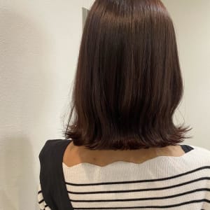 外ハネスタイル