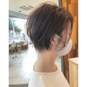 耳かけショート - hair lounge ungu【ヘアーラウンジアングゥ】掲載中