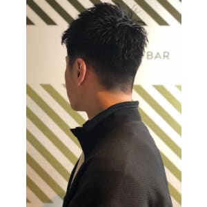 大人の刈り上げスタイル【BARBER-BAR】
