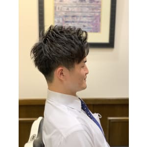 ビジネスショート??アイロンパーマ - HIRO GINZA BARBERSHOP 飯田橋神楽坂店【ヒロギンザバーバーショップ イイダバシカグラザカテン】掲載中