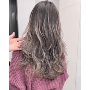 ホワイトベージュ - amble luxe 池袋【アンブル リュクス】【アンブルリュクスイケブクロ】掲載中