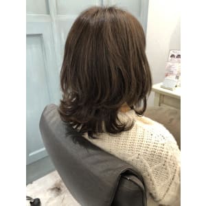 【ヘアジュレドゥ 汲田】外ハネミディアム