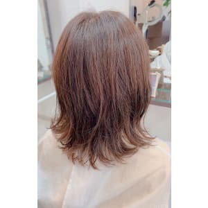 外ハネレイヤー - Hair&Make Dolly【ヘアアンドメイクドーリー】掲載中