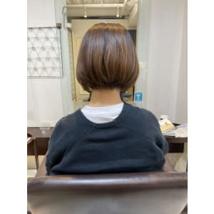 美髪ショートボブ