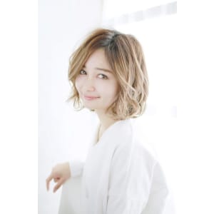 20代30代40代　もふもふ髪のバルーンボブ【長浜】♯402