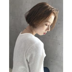 西原晃/ライトベージュ/ボブ