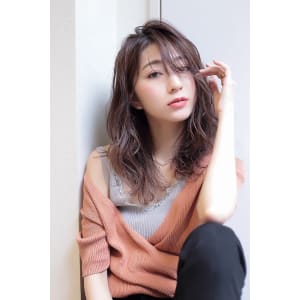 ニュアンスロング　ラベージュ