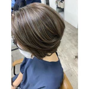 白髪ぼかしハイライト、イルミナカラー、白髪染め卒業