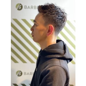 刈り上げショートスタイル【BARBER-BAR】