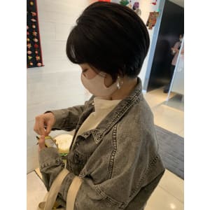 10代20代似合わせスッキリコンパクトショート/naomi