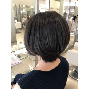 ELLYLONDON×ショート