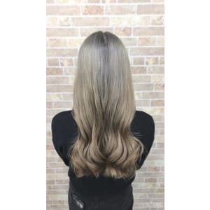 ホワイトミルクティー【ダブルカラー　錦糸町】