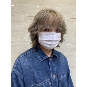 10代20代ブリーチ1回ベージュカラーカラー/naomi
