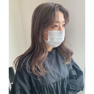 10代20代くびれヘアくすみベージュカラー/naomi