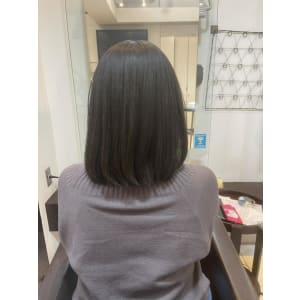美髪イルミナカラー　アッシュグレー