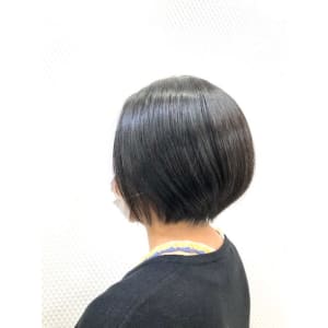 小顔/ショート/ショートボブ/黒髪/白髪染め/40代50代