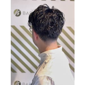 大人のパーマスタイル【BARBER-BAR】