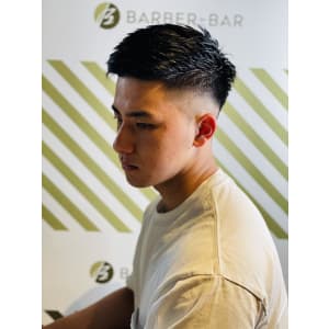 フェードスタイル【BARBER-BAR】
