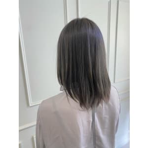 赤みの出ないアッシュグレー♪