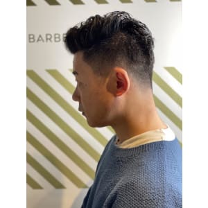 大人のサイドパートスタイル【BARBER-BAR】