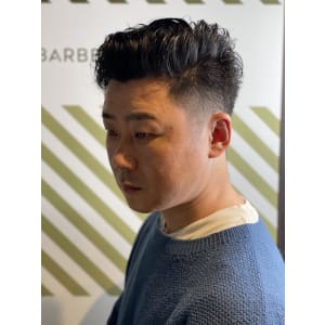 大人のサイドパートスタイル【BARBER-BAR】