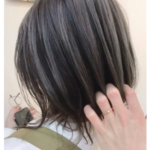 グレーハイライト☆ - gift hair salon【ギフト】掲載中